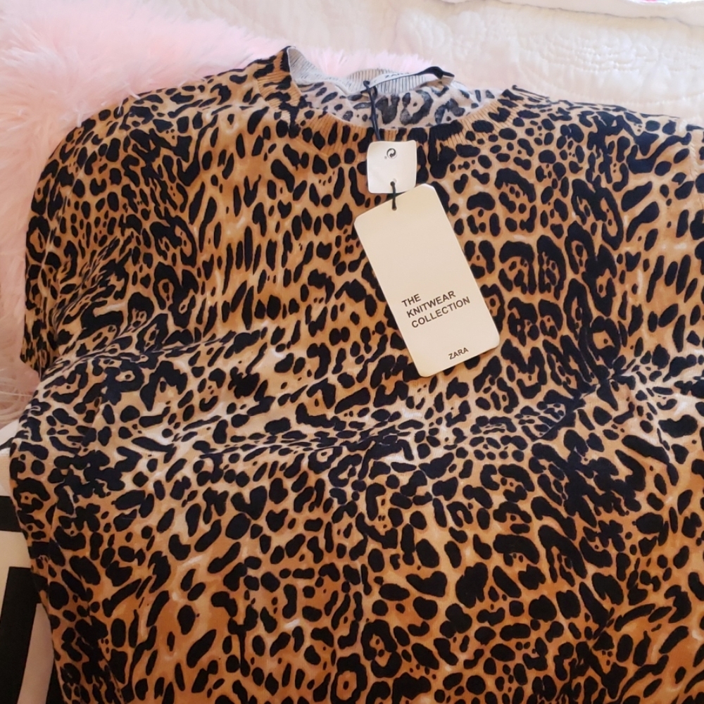 Crop sweater